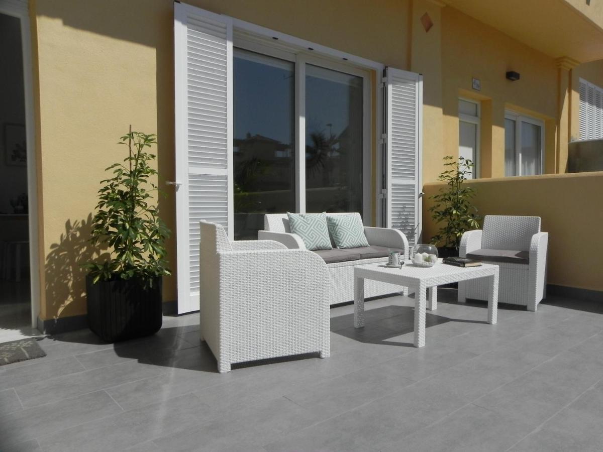 Brand New Apartment Tarifa Luaran gambar